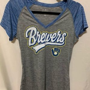 Campus Lifestyle Brewers gray and blue top 💙
